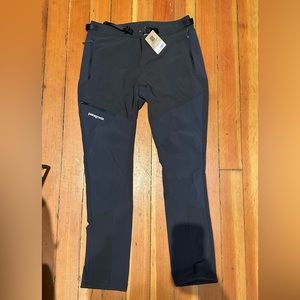 Patagonia Women’s Altvia Alpine Pants - Size 8 NWT